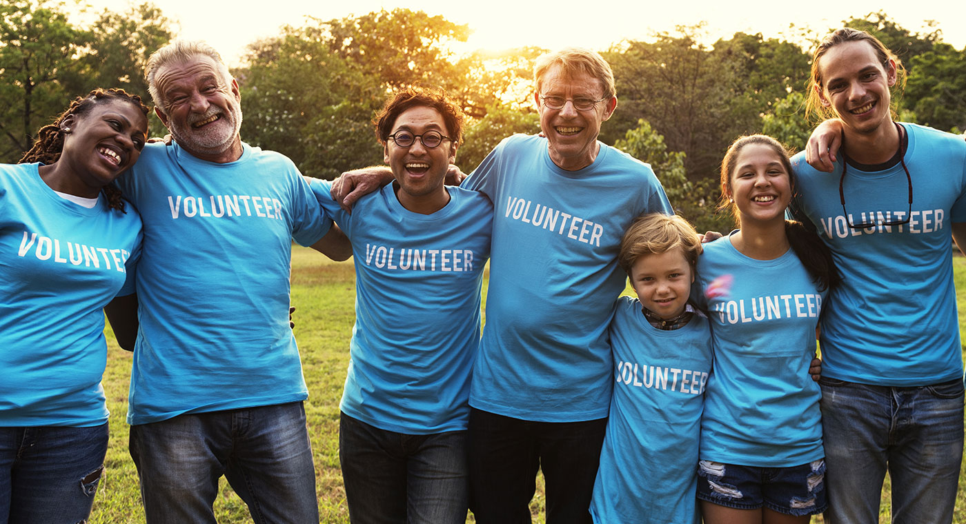 group of people volunteering