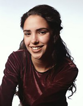 Adolescente, sonriente